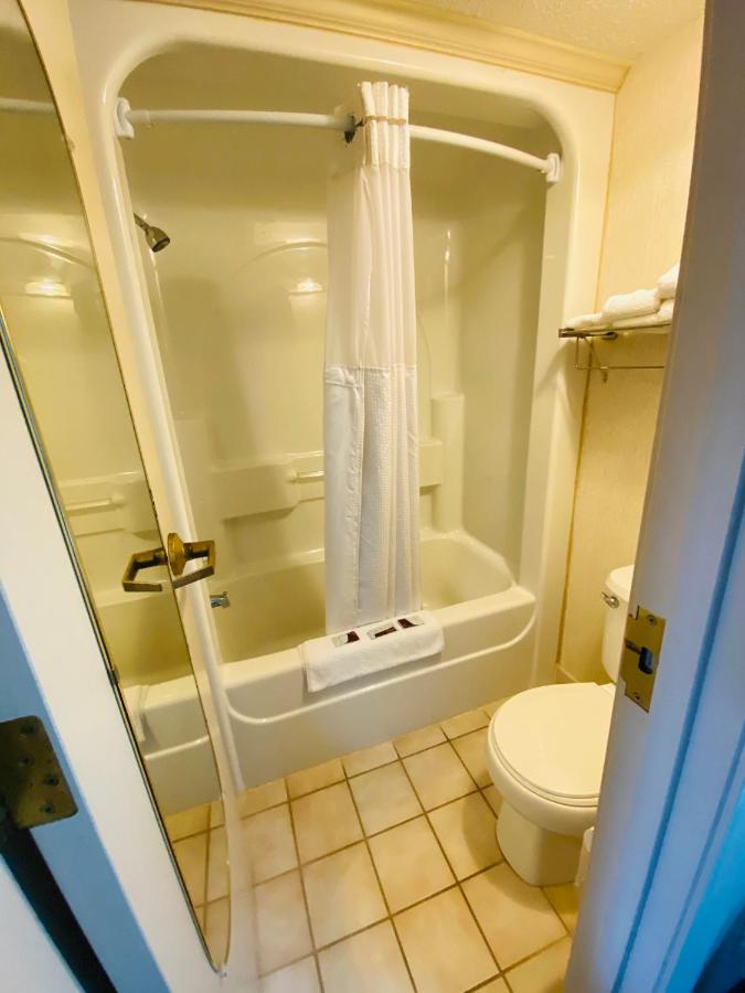 Harrisonville Inn&Suites Extérieur photo