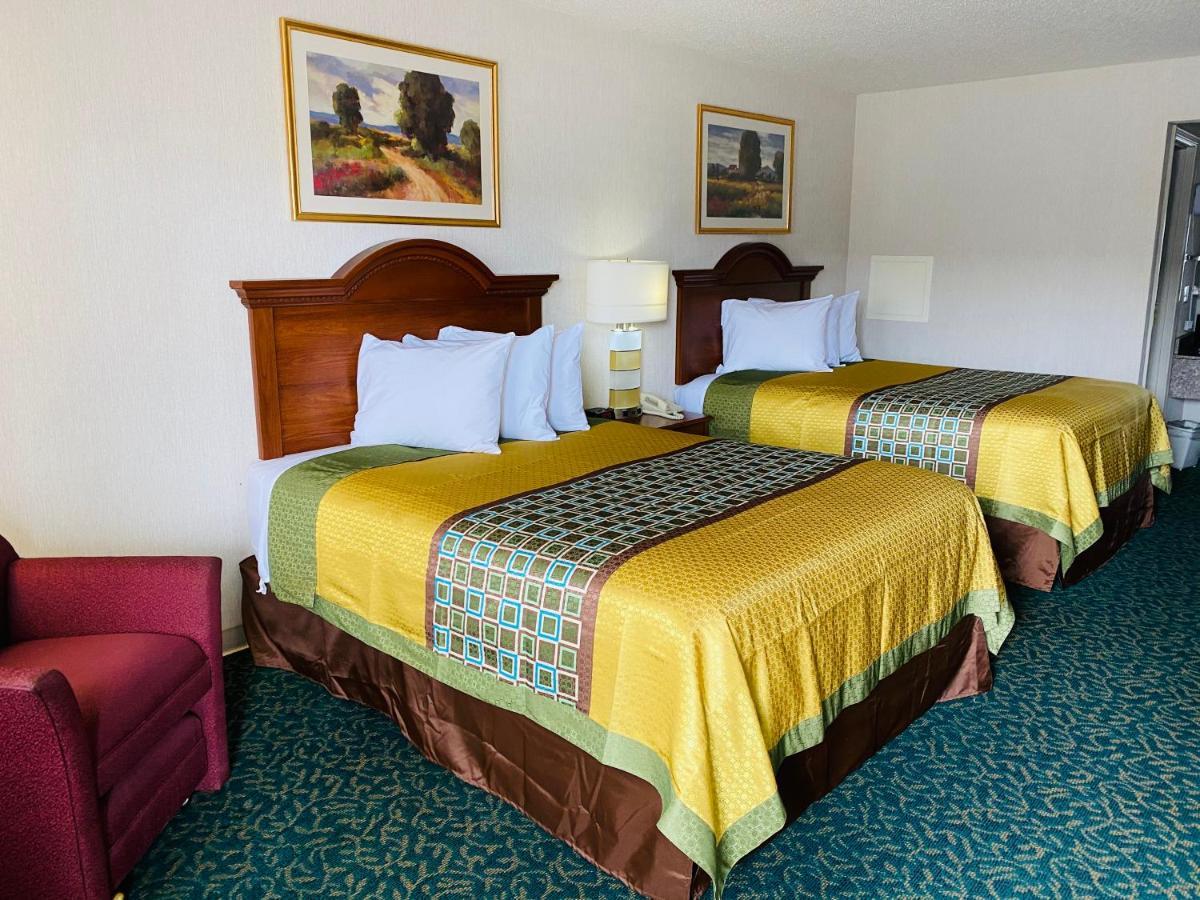 Harrisonville Inn&Suites Extérieur photo