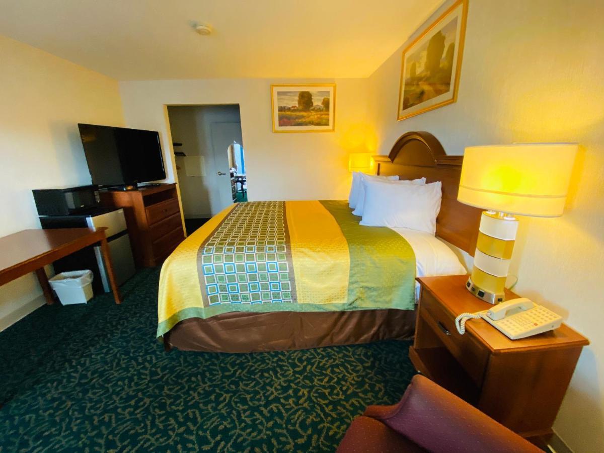 Harrisonville Inn&Suites Extérieur photo